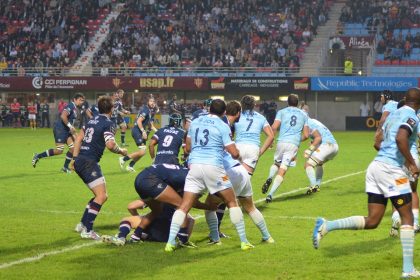 Crampons de rugby : vissés, moulés ou hybrides, comment choisir selon son poste et son terrain ?